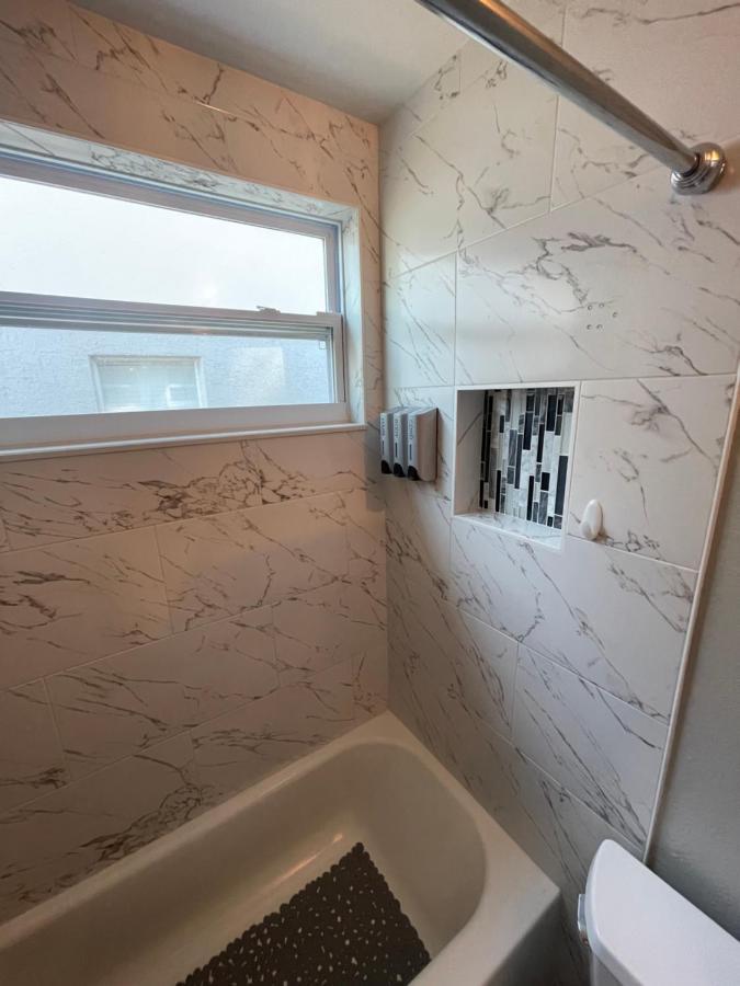 Cozy 3 Bedroom Home Close To Everything In Tampa! Extérieur photo