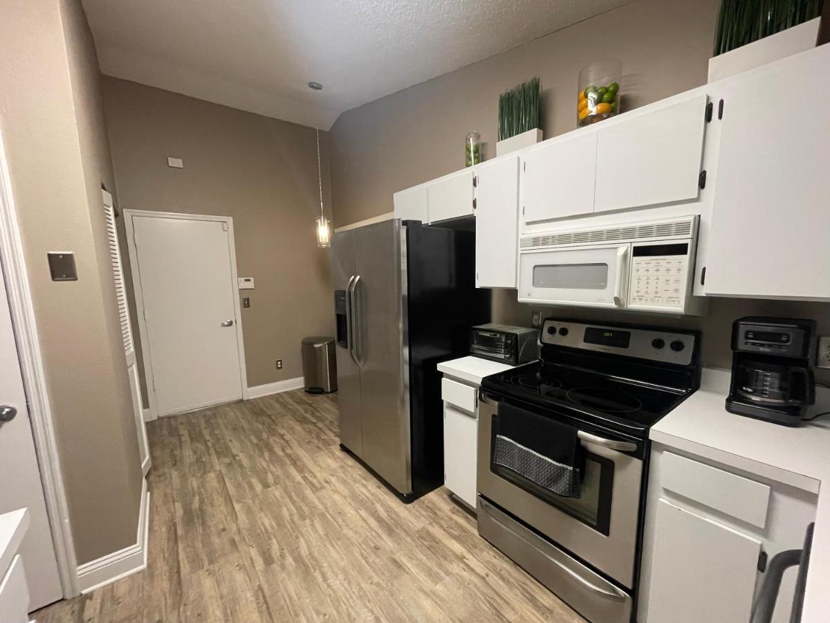 Cozy 3 Bedroom Home Close To Everything In Tampa! Extérieur photo