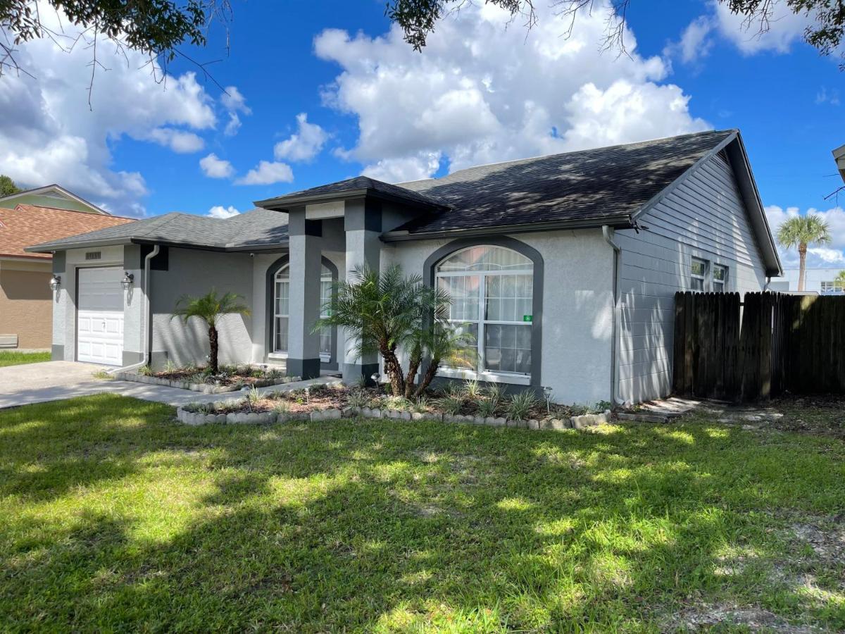 Cozy 3 Bedroom Home Close To Everything In Tampa! Extérieur photo
