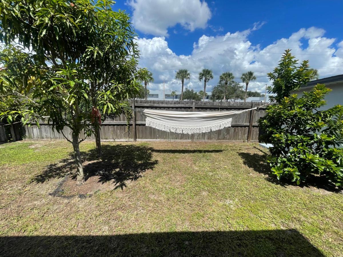 Cozy 3 Bedroom Home Close To Everything In Tampa! Extérieur photo