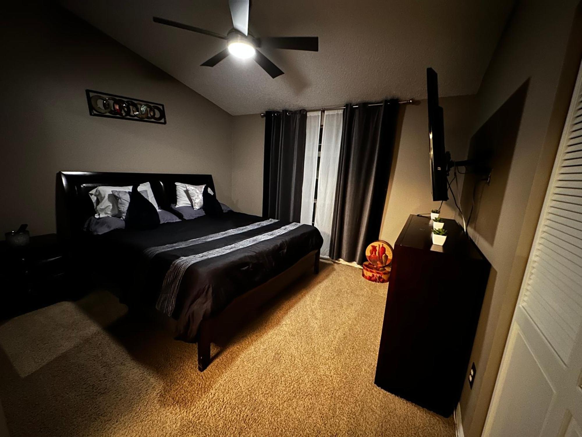 Cozy 3 Bedroom Home Close To Everything In Tampa! Extérieur photo